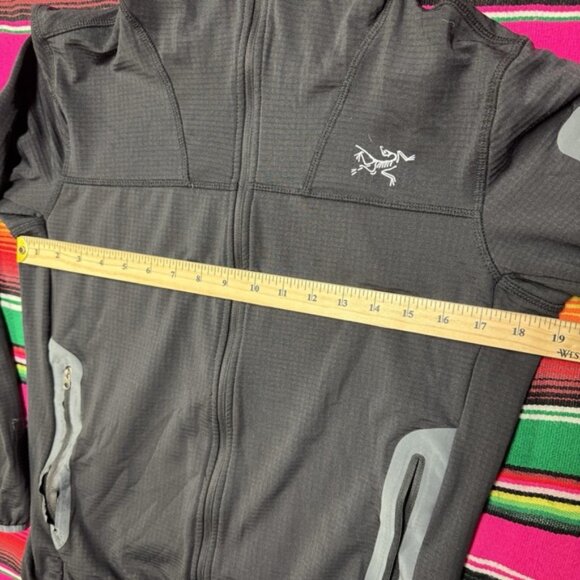 Arc'teryx Covert Cardigan Hoodie Jacket Women M Black Zip Fleece Gorpcore *FLAWS - Picture 9 of 10